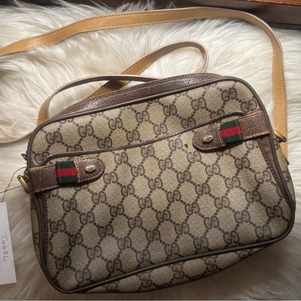 Gucci Beige and Brown Shoulder Bag